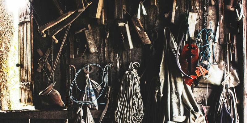 系统设计新范式：控制论视角下的事件驱动架构与微服务异步通信